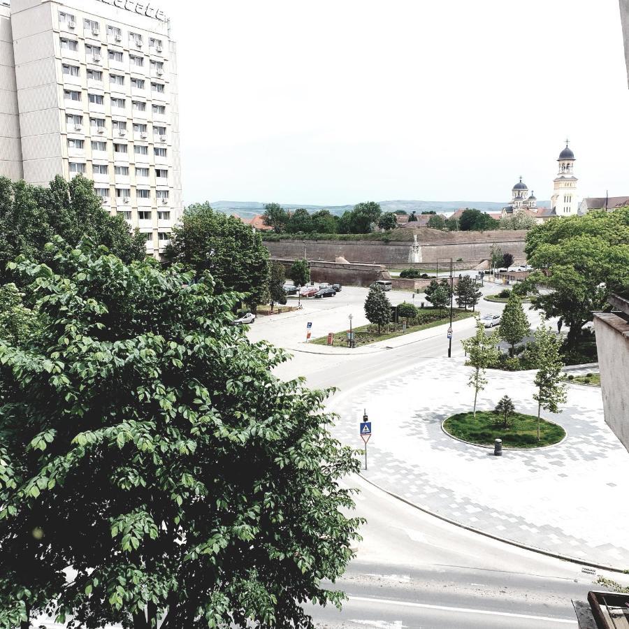 Apartament Carolina Parc Alba Iulia Dış mekan fotoğraf